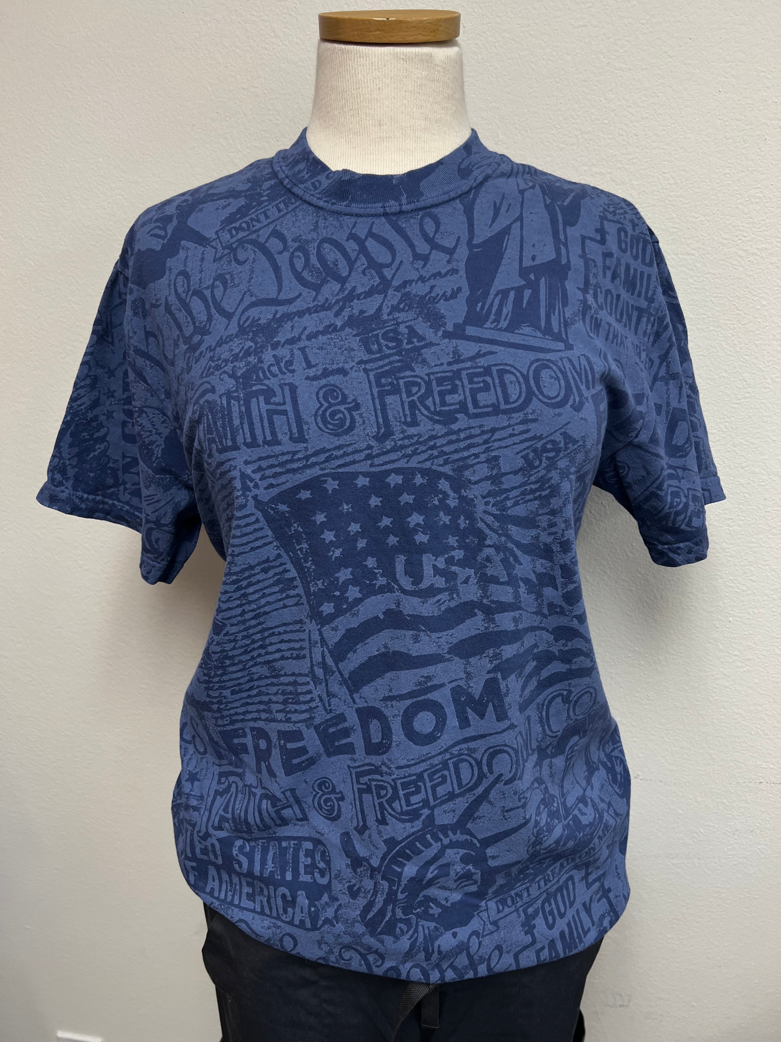 Navy monochrome tee on mannequin